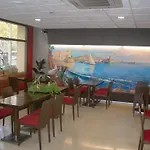 Отель Centre 3*
